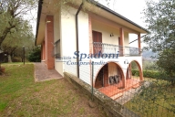 Visualizza le foto dell'immobile