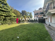 Visualizza le foto dell'immobile Visualizza le foto dell'immobile