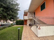 Visualizza le foto dell'immobile Visualizza le foto dell'immobile