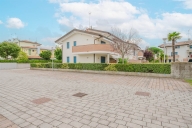 Visualizza le foto dell'immobile Visualizza le foto dell'immobile