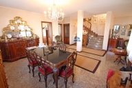 Visualizza le foto dell'immobile Visualizza le foto dell'immobile