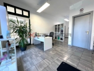 Visualizza le foto dell'immobile Visualizza le foto dell'immobile