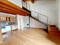 Visualizza le foto dell'immobile