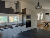 Visualizza le foto dell'immobile