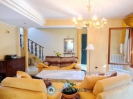 Visualizza le foto dell'immobile Visualizza le foto dell'immobile