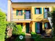 Visualizza le foto dell'immobile