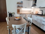 Visualizza le foto dell'immobile