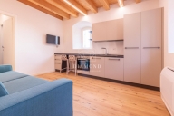 Visualizza le foto dell'immobile