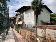 Visualizza le foto dell'immobile