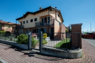 Visualizza le foto dell'immobile