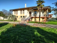 Visualizza le foto dell'immobile Visualizza le foto dell'immobile