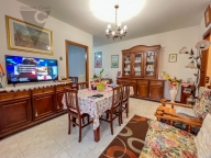 Visualizza le foto dell'immobile Visualizza le foto dell'immobile