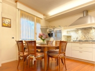 Visualizza le foto dell'immobile Visualizza le foto dell'immobile