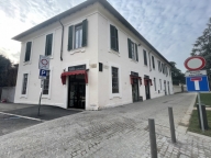 Visualizza le foto dell'immobile