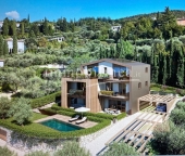 Visualizza le foto dell'immobile