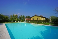 Visualizza le foto dell'immobile
