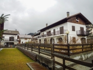 Visualizza le foto dell'immobile