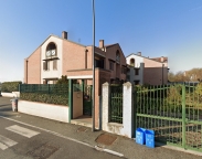 Visualizza le foto dell'immobile