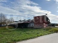 Visualizza le foto dell'immobile