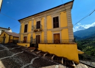 Visualizza le foto dell'immobile