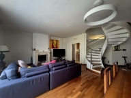 Visualizza le foto dell'immobile