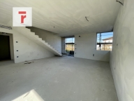 Visualizza le foto dell'immobile Visualizza le foto dell'immobile