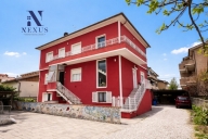 Visualizza le foto dell'immobile