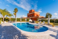 Visualizza le foto dell'immobile