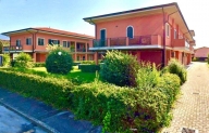 Visualizza le foto dell'immobile
