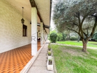 Visualizza le foto dell'immobile Visualizza le foto dell'immobile