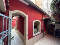 Visualizza le foto dell'immobile Visualizza le foto dell'immobile