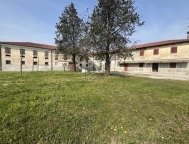 Visualizza le foto dell'immobile