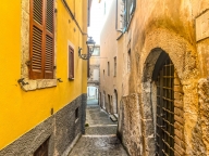 Visualizza le foto dell'immobile