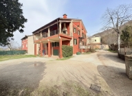 Visualizza le foto dell'immobile