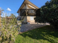 Visualizza le foto dell'immobile