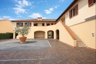 Visualizza le foto dell'immobile