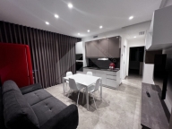 Visualizza le foto dell'immobile