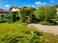 Visualizza le foto dell'immobile