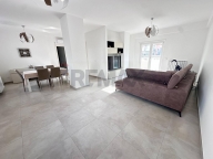 Visualizza le foto dell'immobile