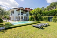 Visualizza le foto dell'immobile