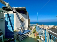 Visualizza le foto dell'immobile